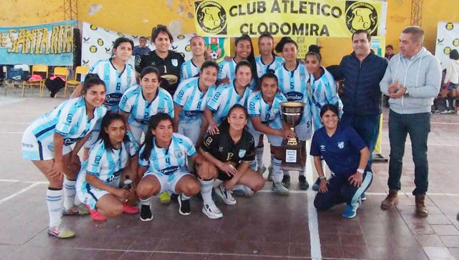 Atleacutetico Tucumaacuten se llevoacute el primer puesto en el Regional Femenino de Futsal AFA en Clodomira