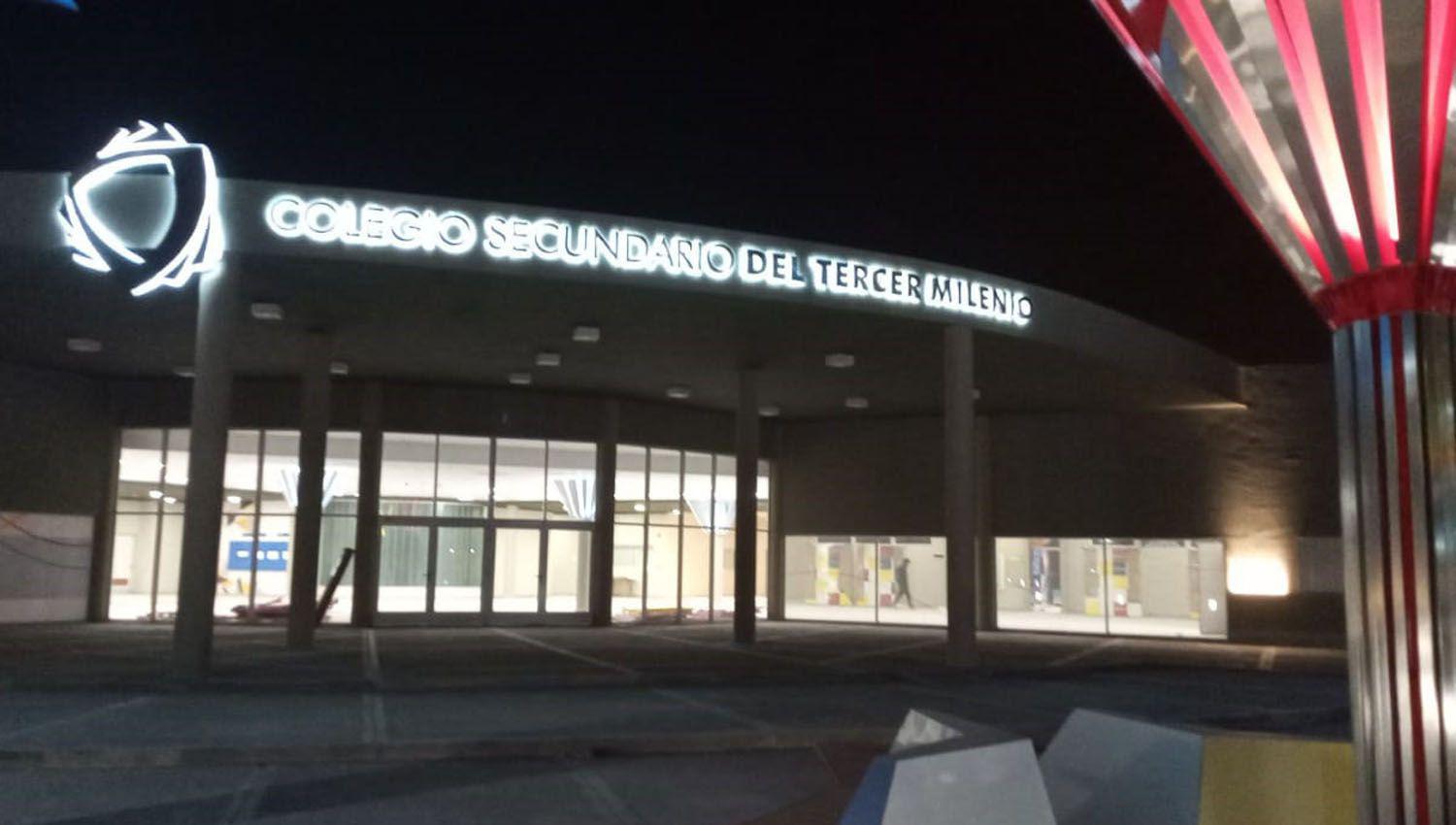 Zamora inauguraraacute mantildeana la Escuela del Tercer Milenio