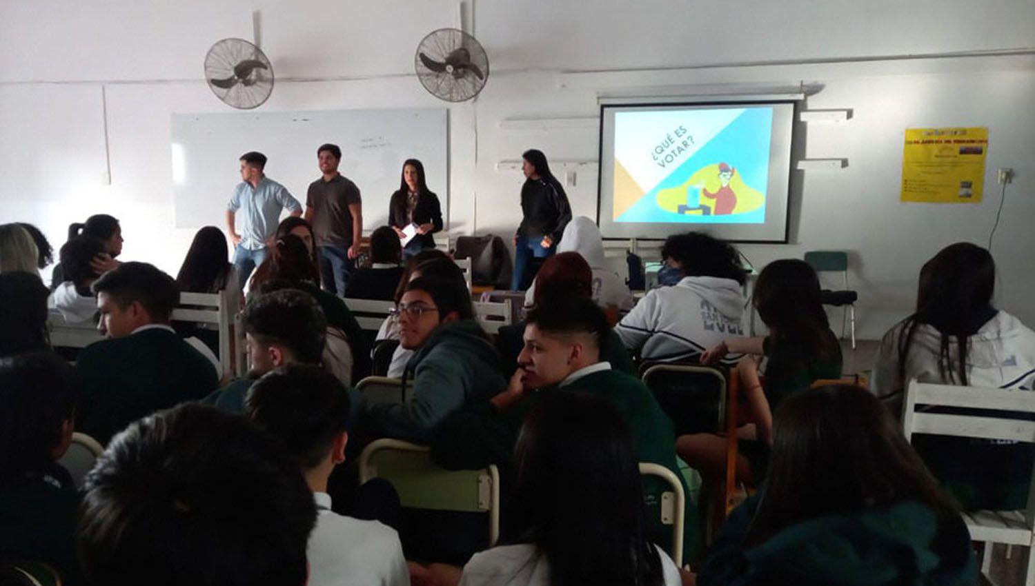 Ucse- el Programa de Alfabetizacioacuten Juriacutedica tuvo un nuevo encuentro