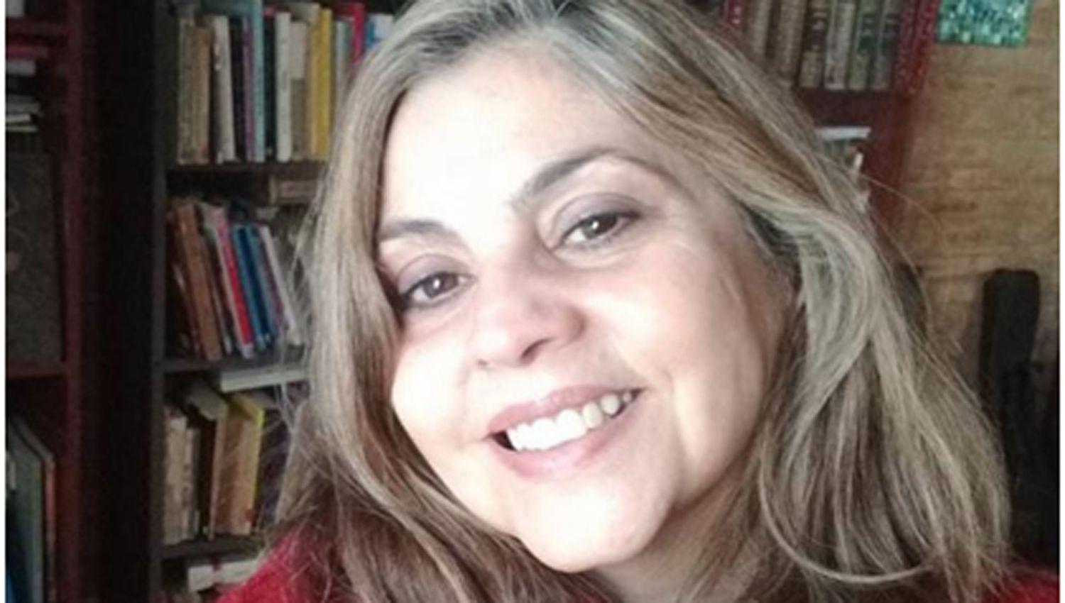 Sandra Loacutepez Paz presenta su libro ldquoCada corazoacuten del poemardquo