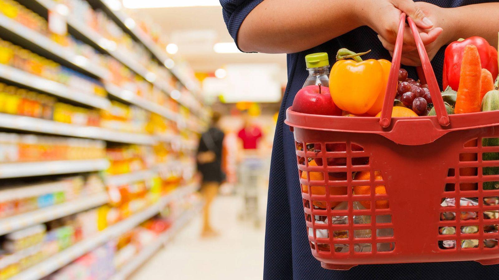 Inflacioacuten galopante- los alimentos incrementaron un 78-en-porciento- en el mes el alza maacutes fuerte desde junio