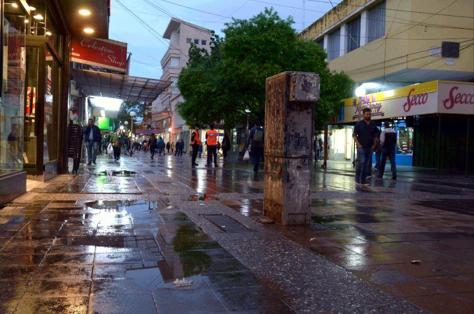 Diacutea de mieacutercoles- continuacutea el alerta amarilla por lluvias este 28 de septiembre en Santiago