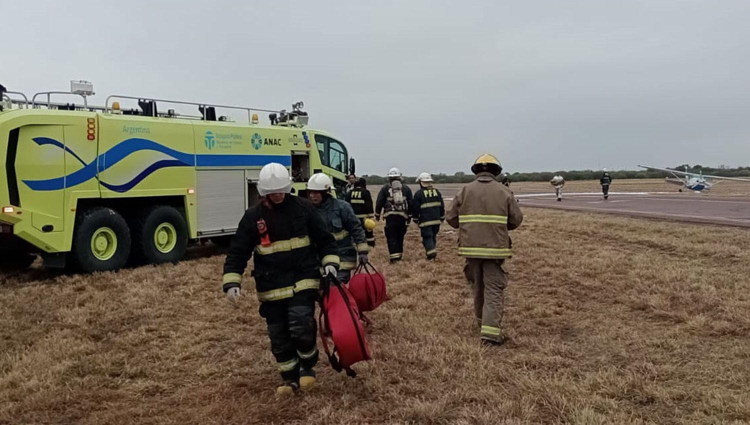 Impactante simulacro de accidente aeacutereo movilizoacute a la Policiacutea Bomberos y Salud