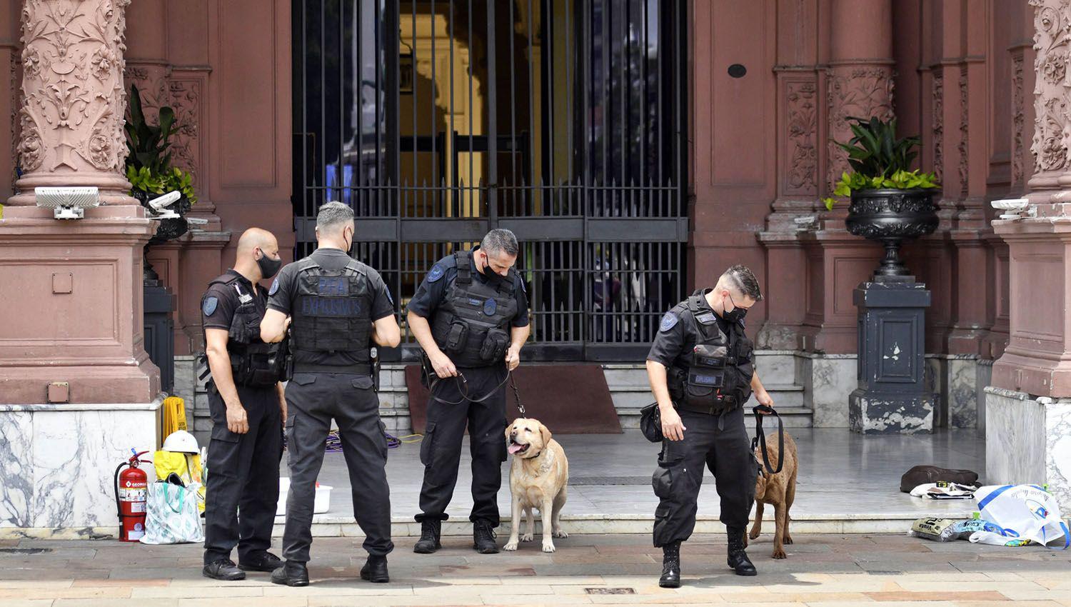 TENSIOacuteN- Amenaza de bomba en Casa Rosada