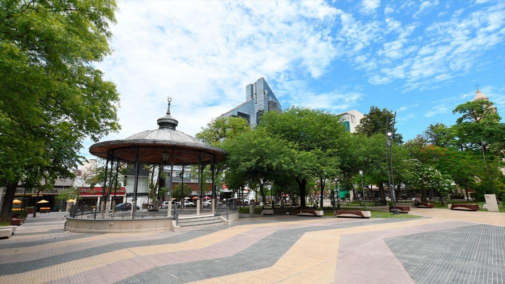 Martes soleado y con altas temperaturas- asiacute estaraacute este 4 de octubre en Santiago