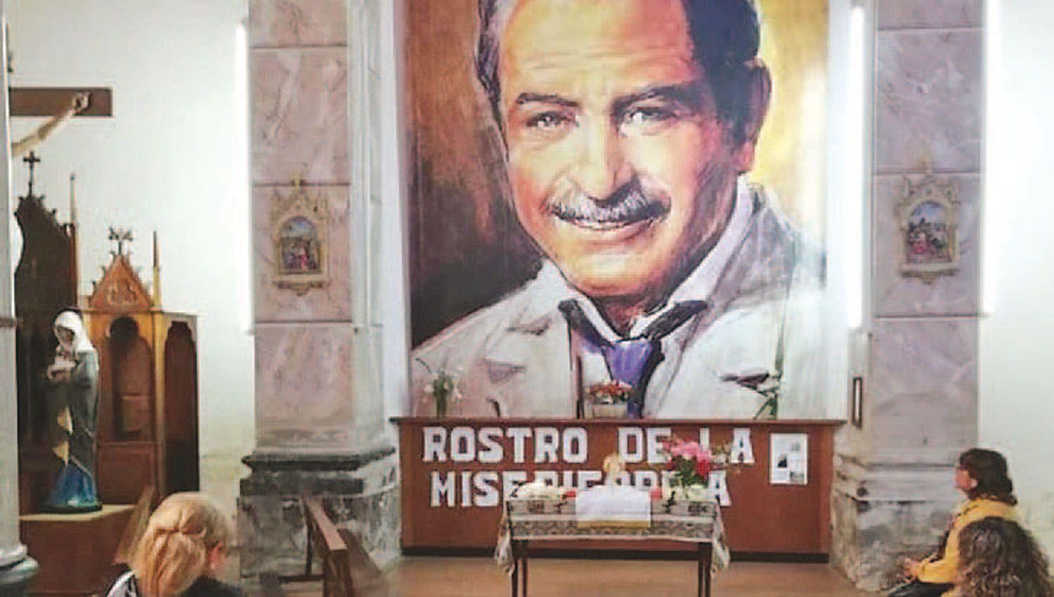 Seraacute el tercer santo que Argentina dio a la Iglesia Catoacutelica despueacutes de Heacutector Baldiviezo y Joseacute Gabriel Brochero