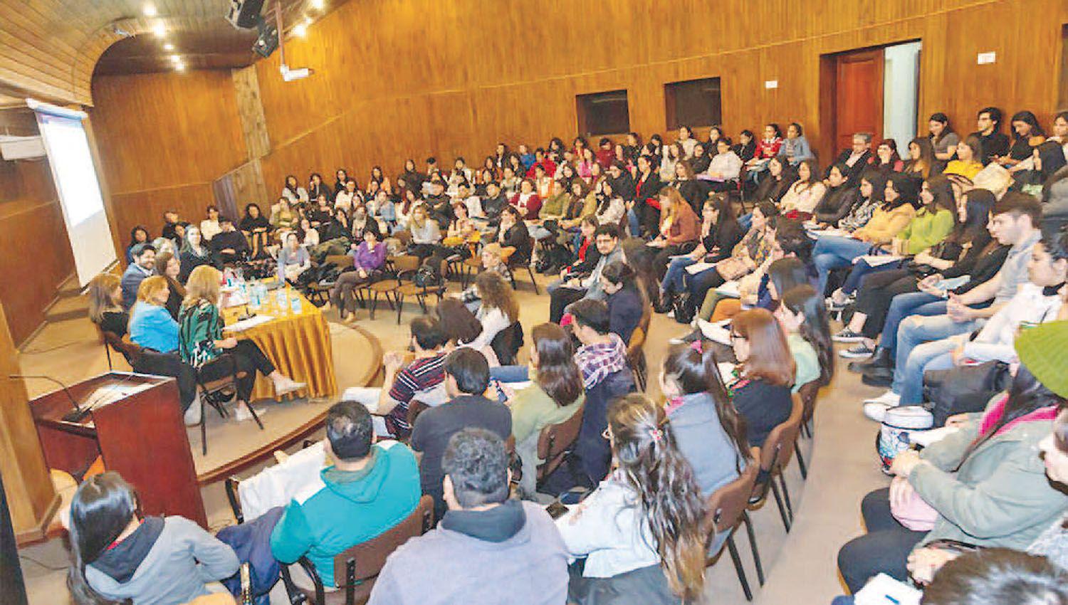 Mesa panel sobre efectos de la pandemia en el aprendizaje