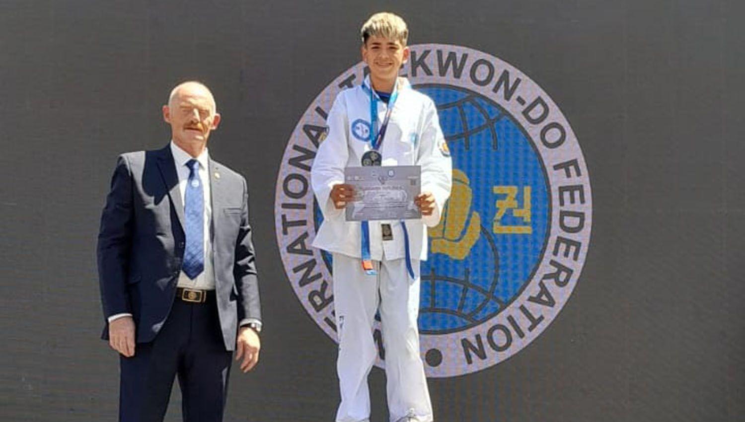 Ivaacuten Ezequiel Rocha y dos primeros puestos notables