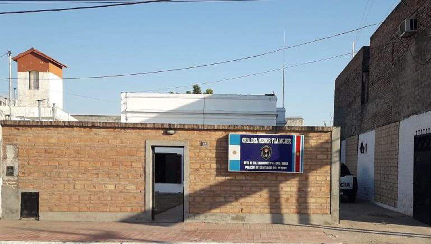 Denuncian a policiacutea federal y a su novia por golpear a su exesposa