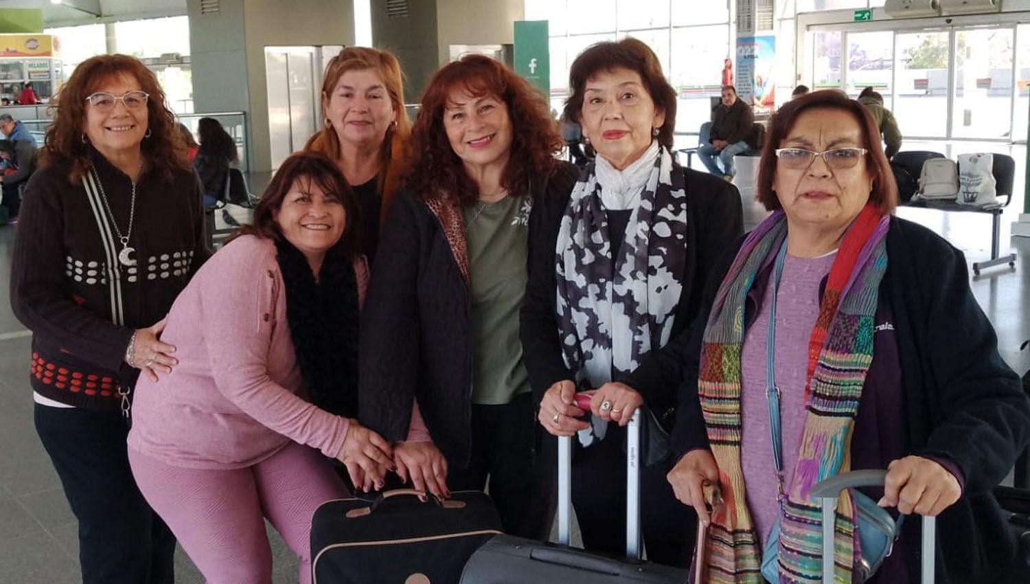 Santiaguentildeos participan del Congreso de Reumatologiacutea