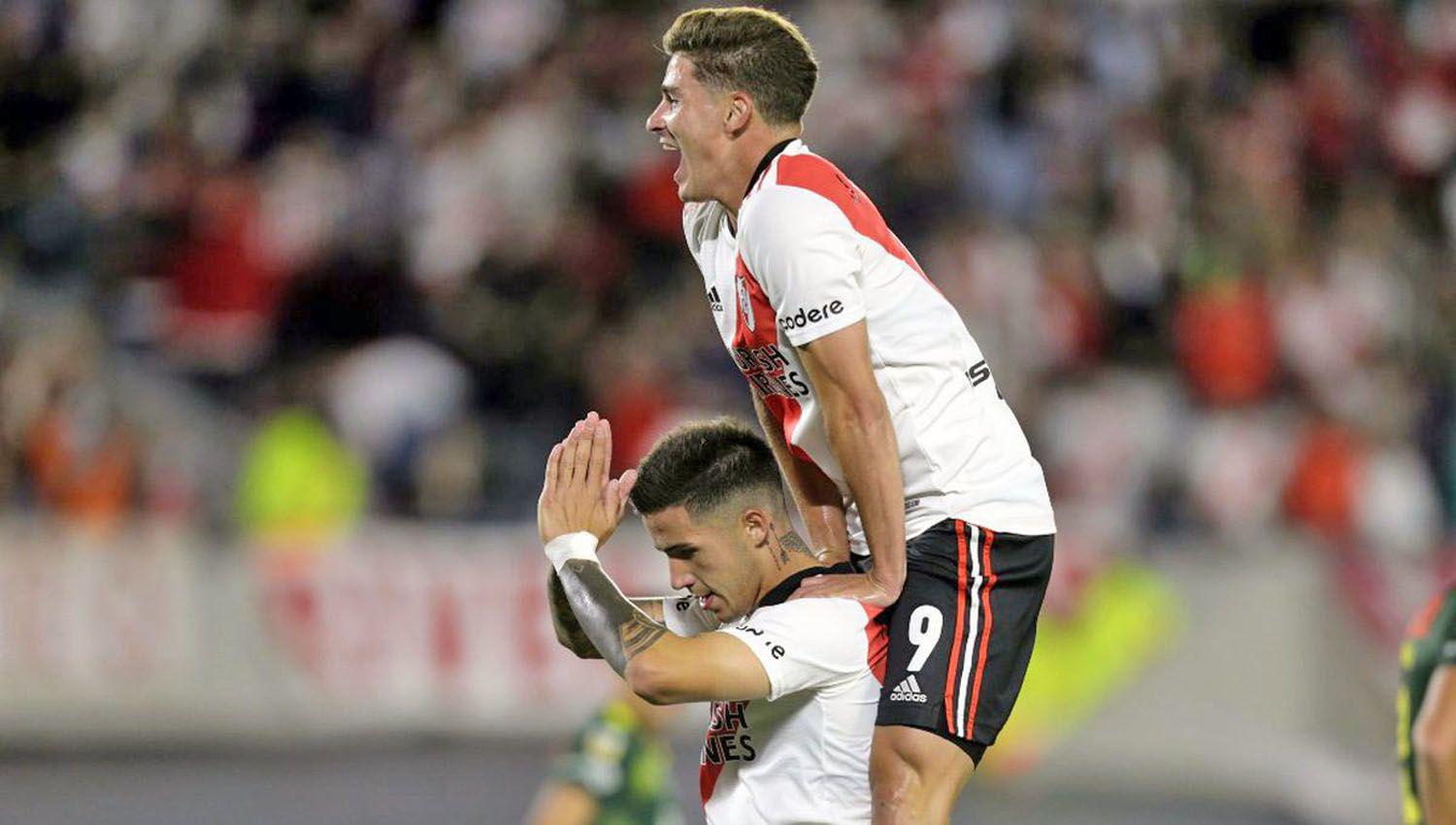 River vendioacute por casi 200 millones de doacutelares con el DT