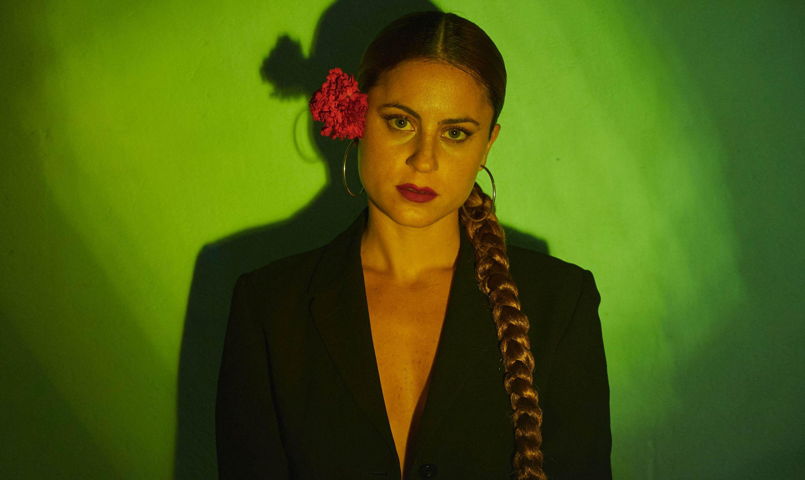 Cintia Beleacuten presentoacute ldquoVeacutertigordquo la cancioacuten que abre el camino de su nuevo proyecto musical