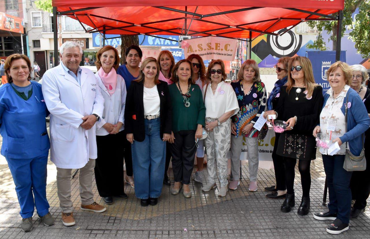 Operativo de mamografiacuteas en Plaza Libertad en el diacutea de la Lucha contra el caacutencer de mama