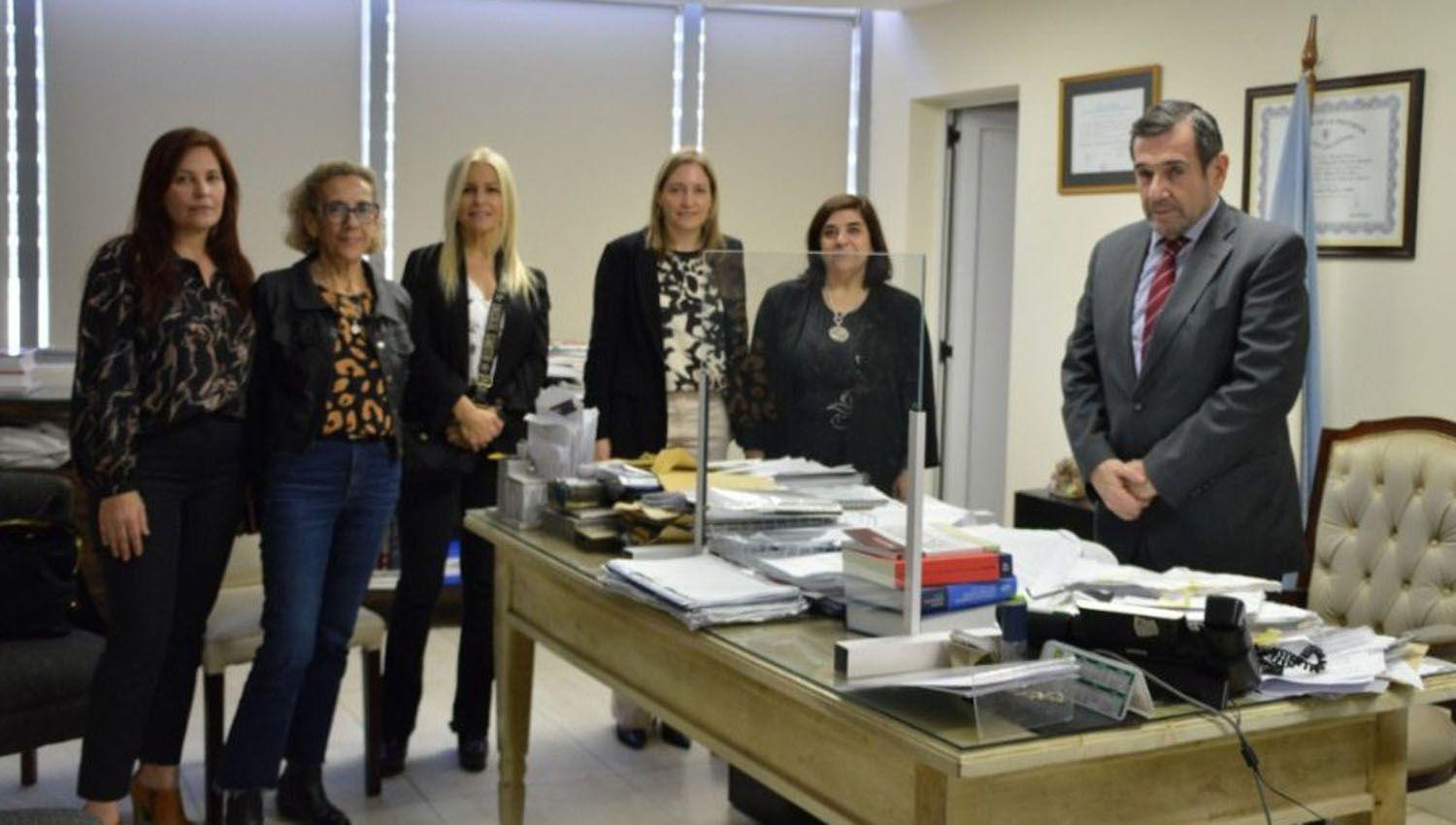El fiscal general recibioacute la visita de Aldana Mariacutea Zingg fiscal de Moroacuten