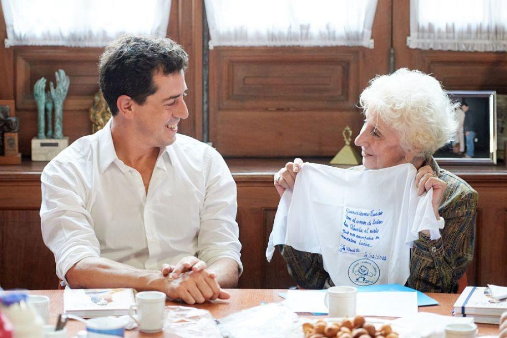 Wado de Pedro saludoacute a las Abuelas y aseguroacute que son ejemplo de lucha comprometida