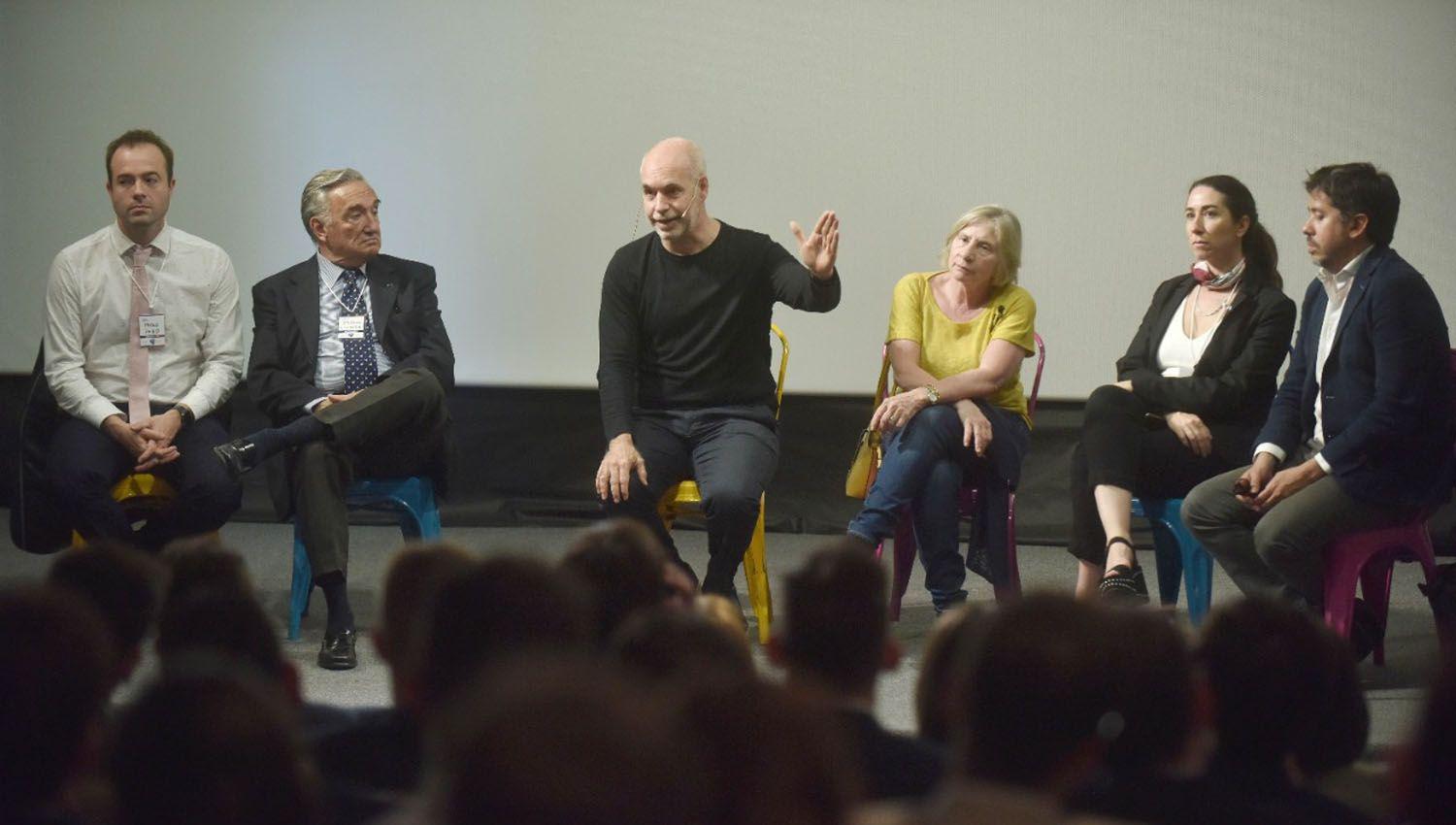 Rodriacuteguez Larreta junto a 72 joacutevenes de todo el paiacutes- ldquoSi queremos resultados distintos tenemos que hacer algo distintordquo