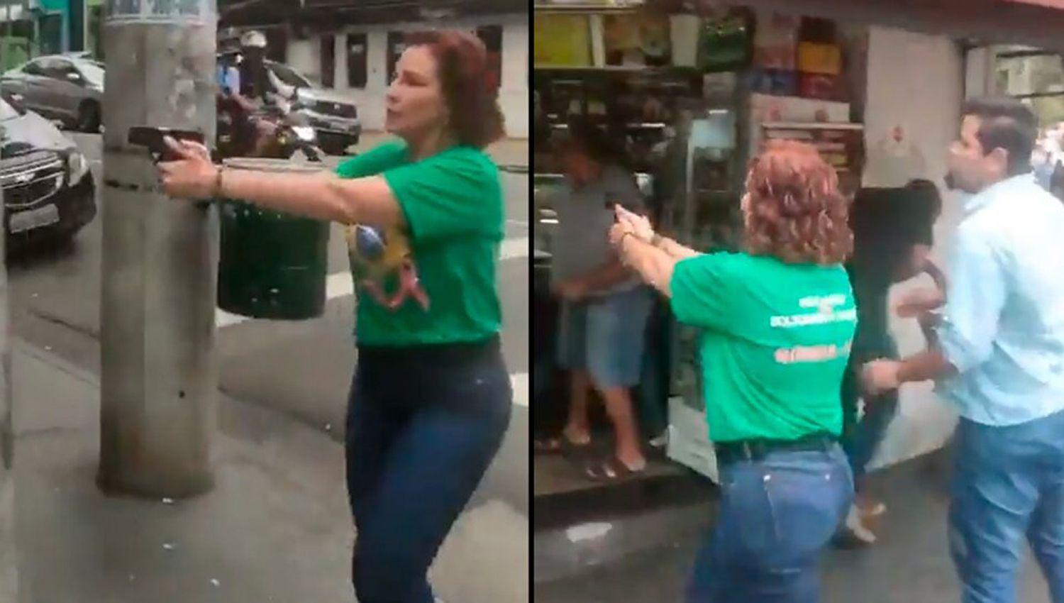VIDEO  Una diputada bolsonarista persiguioacute con un arma a simpatizantes de Lula