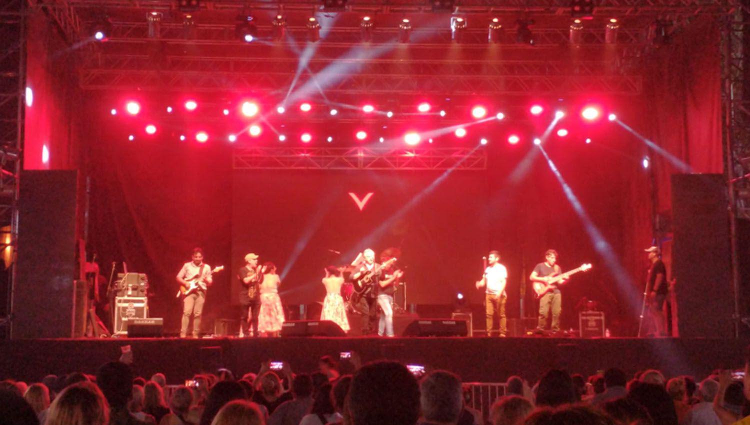 Horacio Banegas fue la figura principal en el cierre de la Fiesta del Canasto