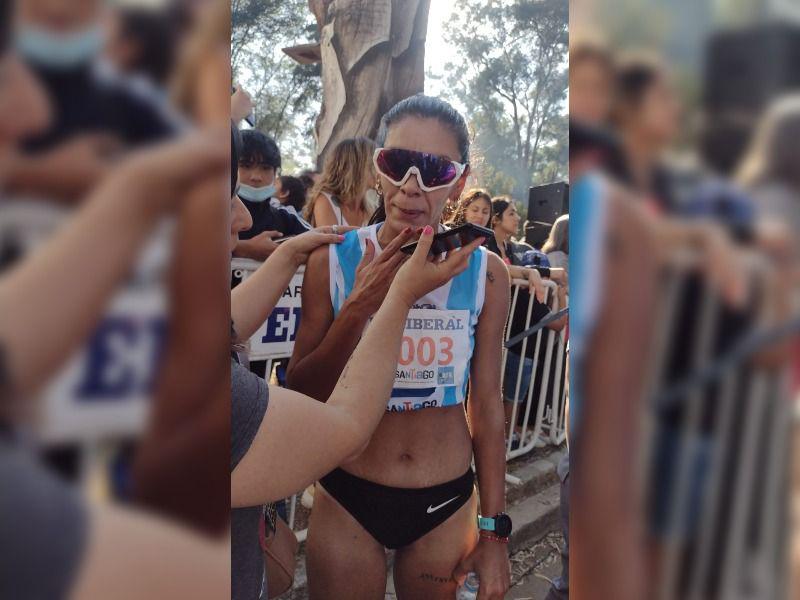 Ivana Herrera Loto es la dama que se coronoacute en los 10 kiloacutemetros del Maratoacuten de EL LIBERAL