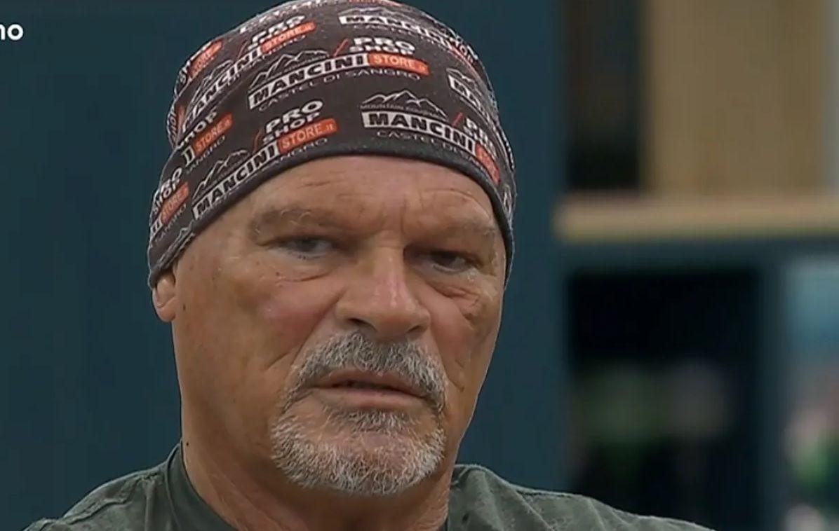 Grave hecho en la casa de Gran Hermano- Alfa quebroacute los liacutemites de respeto con una desagradable frase a Coti