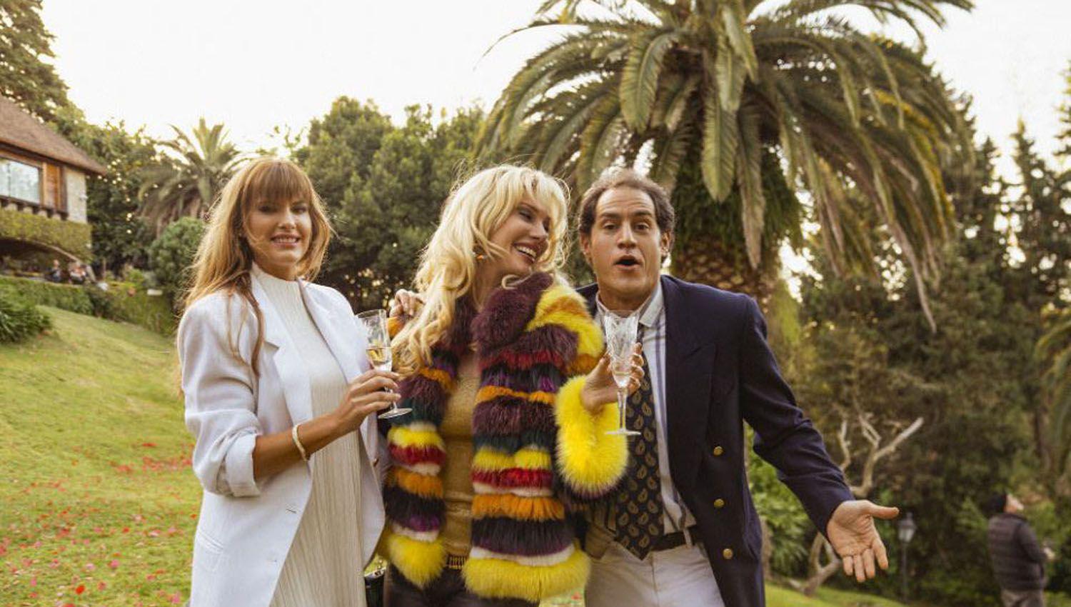 MERY DEL CERRO EN LOS ZAPATOS DE KARINA RABOLINI