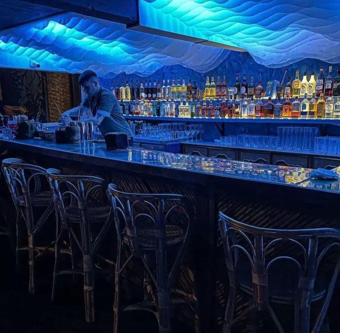 El bar maacutes salvaje de San Isidro- estaacute oculto y es como entrar a una verdadera selva con coacutecteles tiki