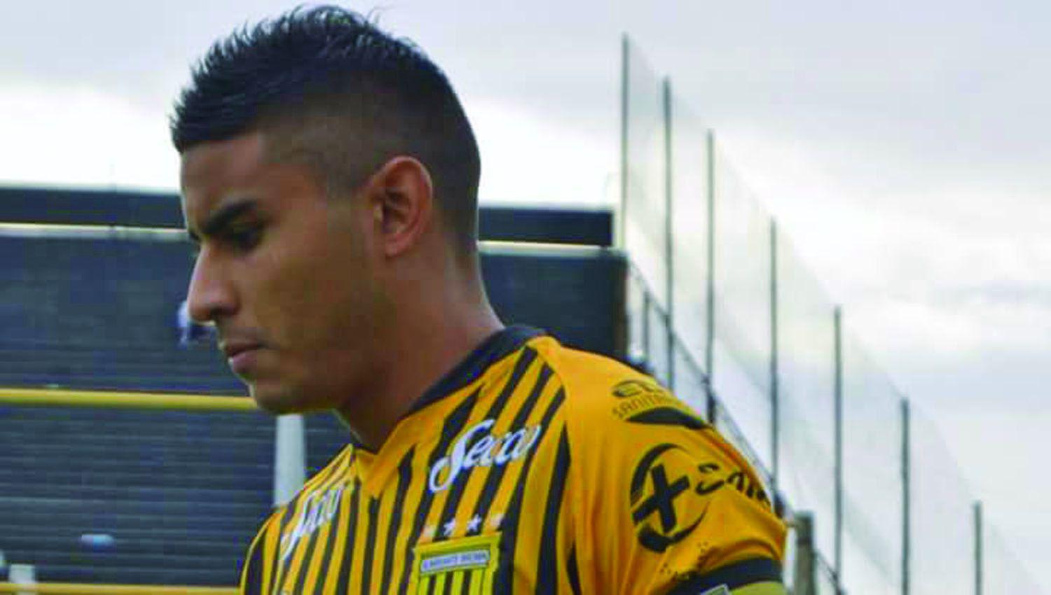 Guumlemes concretoacute tres refuerzos en un diacutea