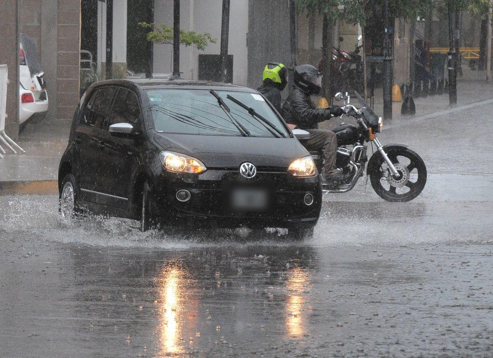 Alerta amarilla en Santiago- las zonas afectadas por las tormentas