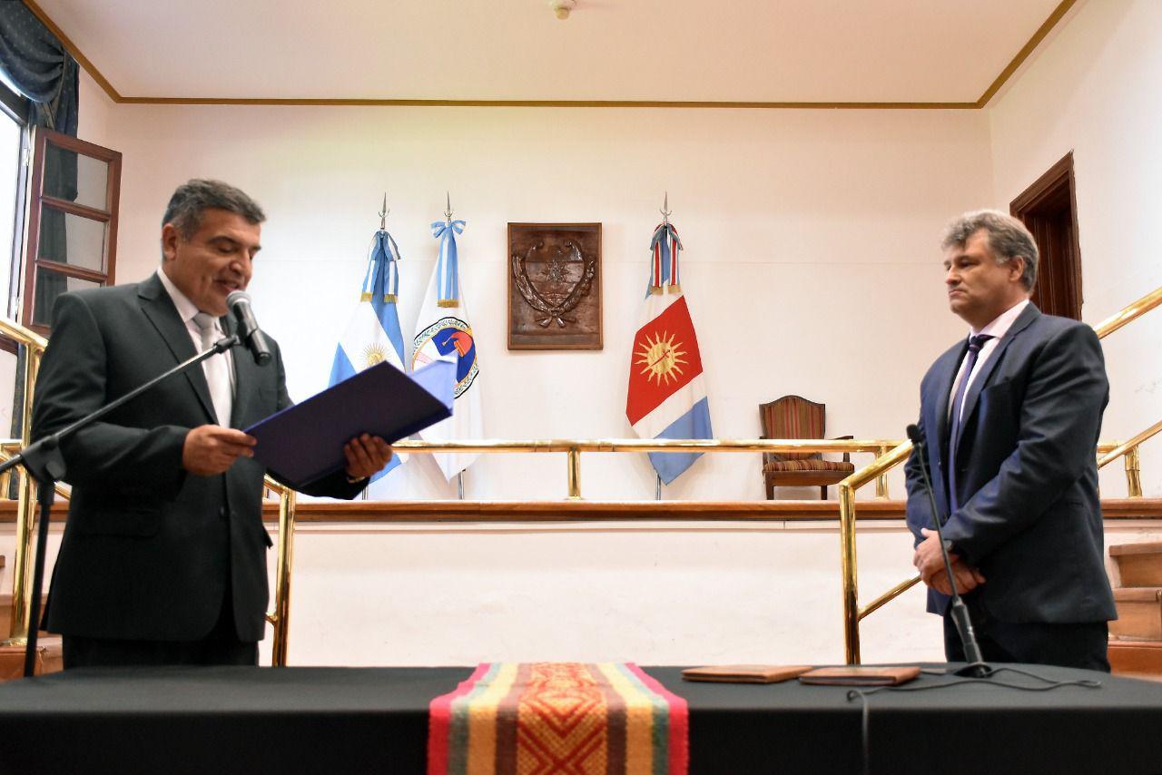 Toman juramento a funcionarios de Obras Puacuteblicas y de Agua