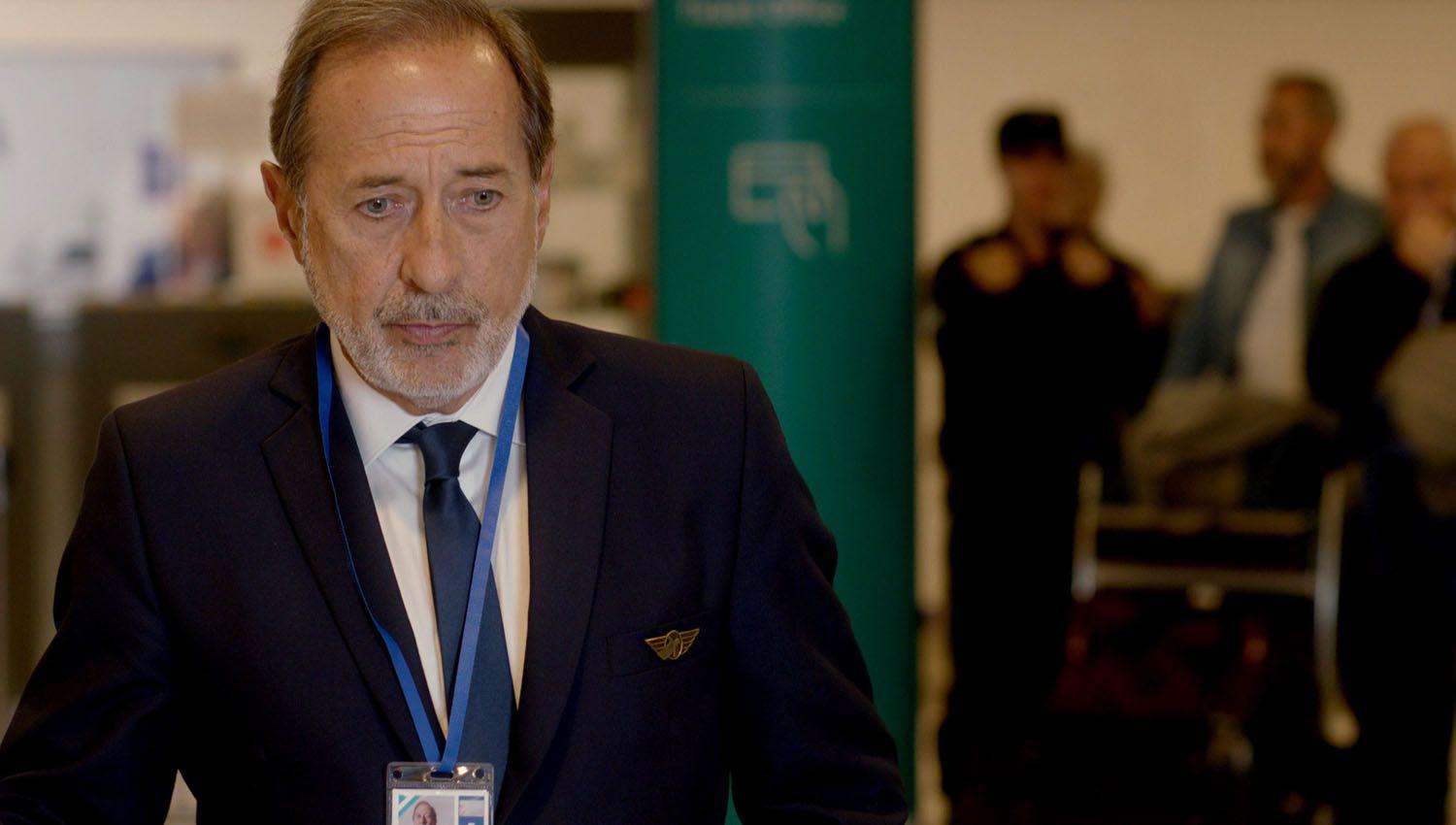 FRANCELLA VIVE EL GRAN MOMENTO DE SU CARRERA Y SUMA NUEVA PELIacuteCULA- LA EXTORSIOacuteN