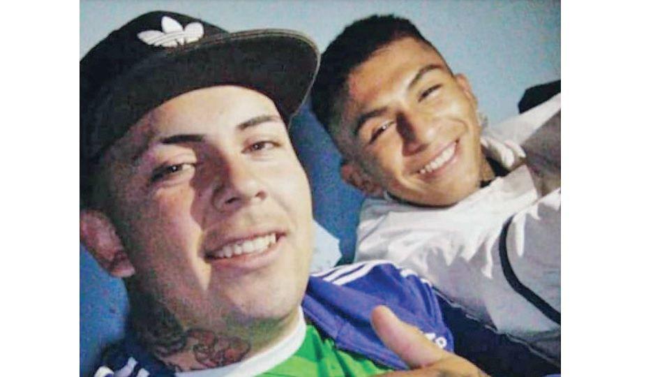 COMPINCHES Herrera y Bravo en tiempos de armonía juvenil La víctima residía en el 750 Viviendas