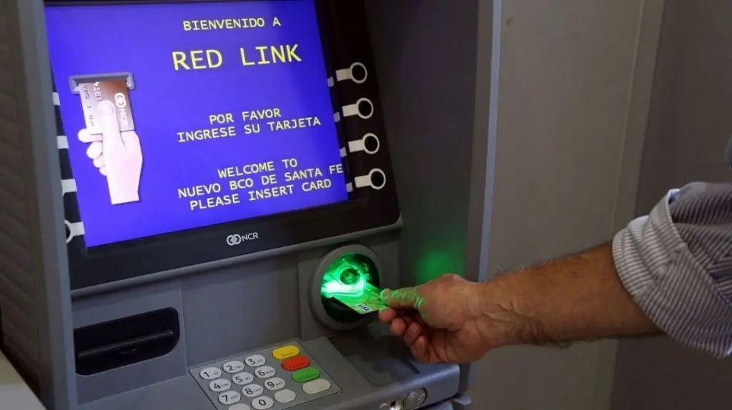 Cuaacutendo comenzaraacute el pago del aguinaldo a empleados puacuteblicos de Santiago del Estero