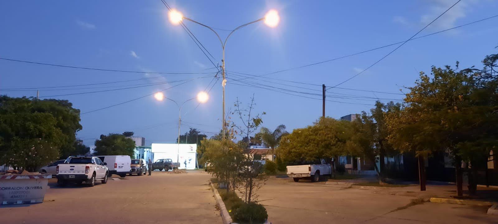 El municipio concretoacute reposicioacuten de luminarias en el Mishqui Mayu