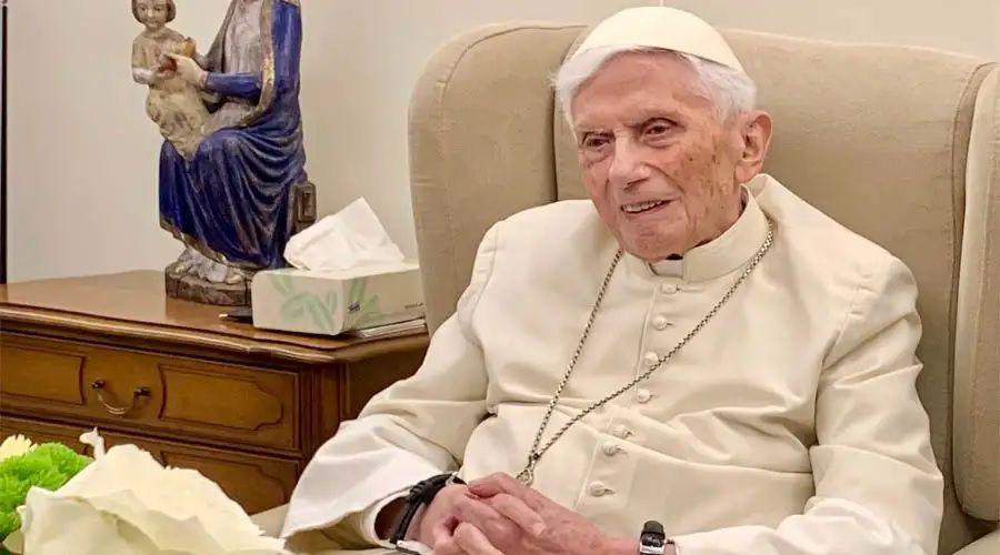 Se agrava la salud de Benedicto XVI y el Vaticano duda sobre el funeral