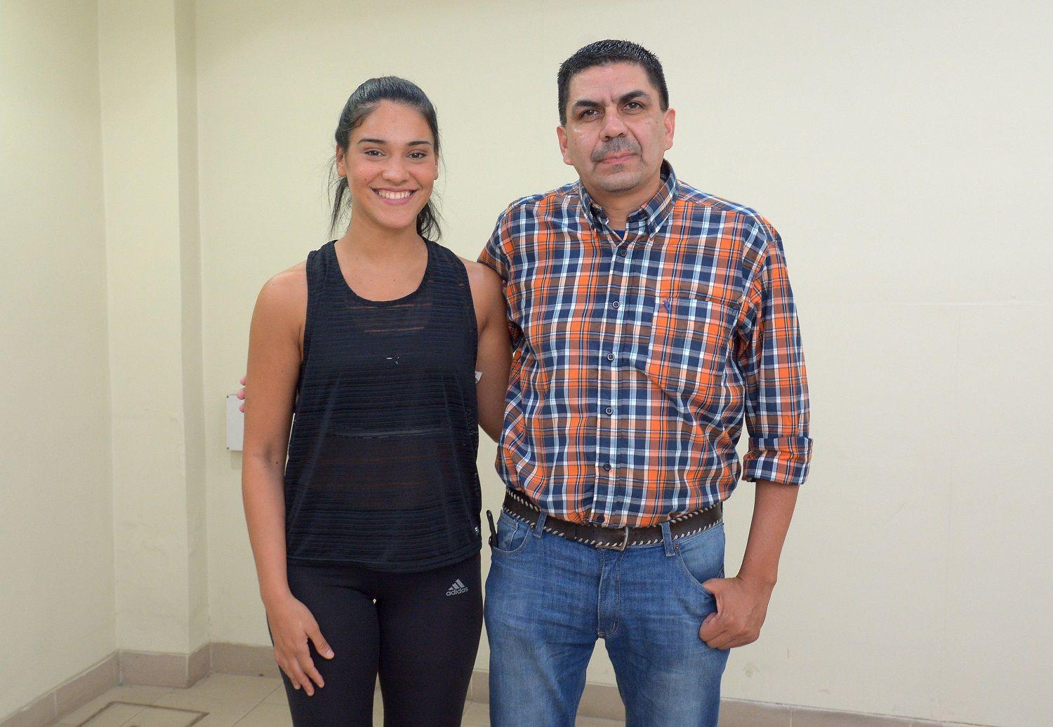 El baacutesquet femenino cerroacute un antildeo positivo