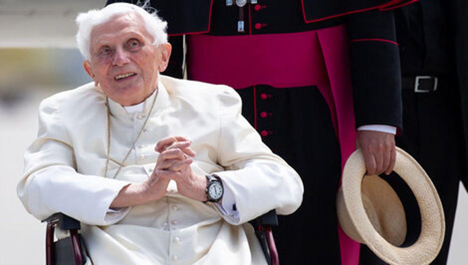 Murioacute el papa emeacuterito Benedicto XVI teniacutea 95 antildeos