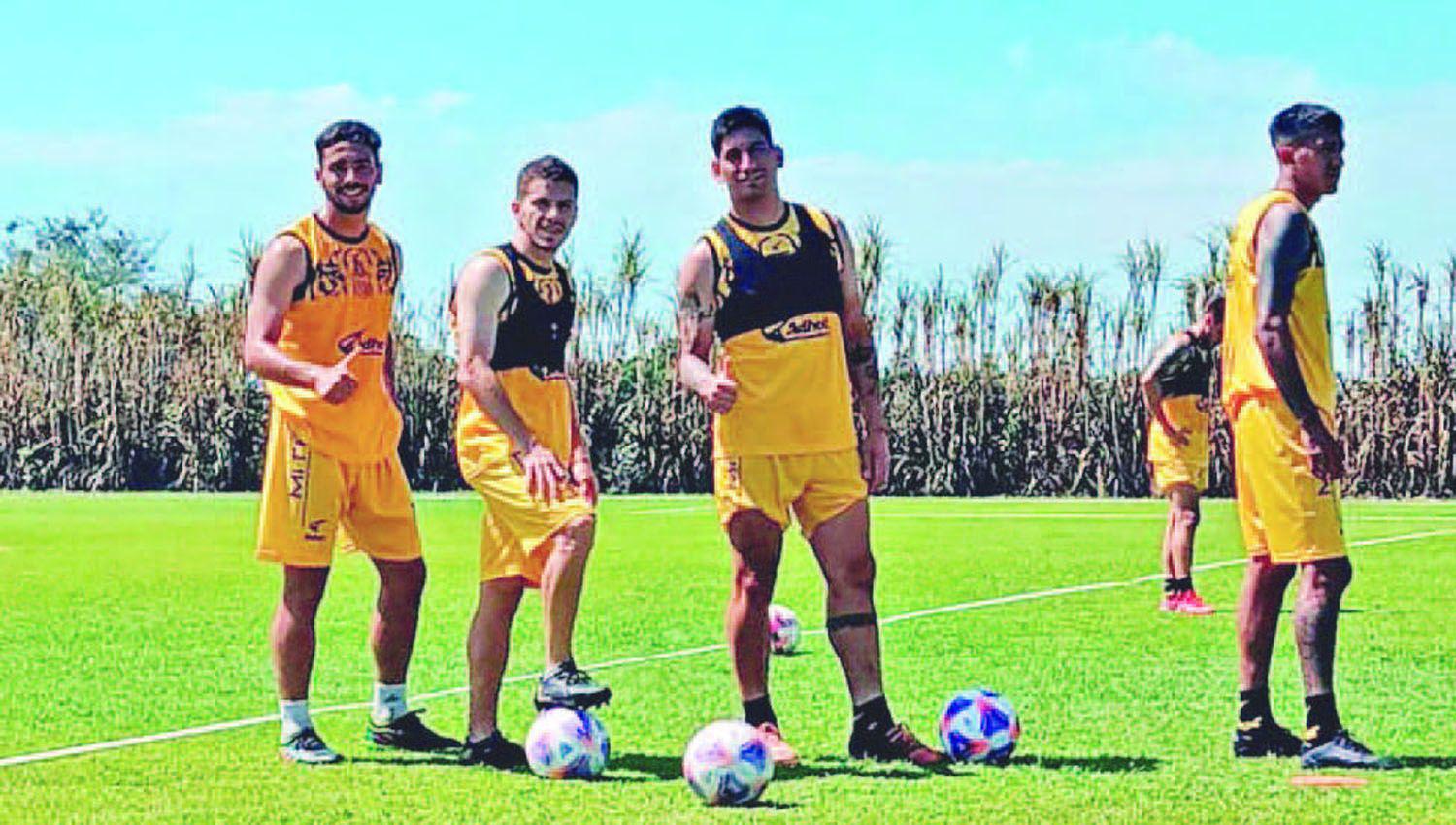 Mitre apunta a amistosos con roce internacional