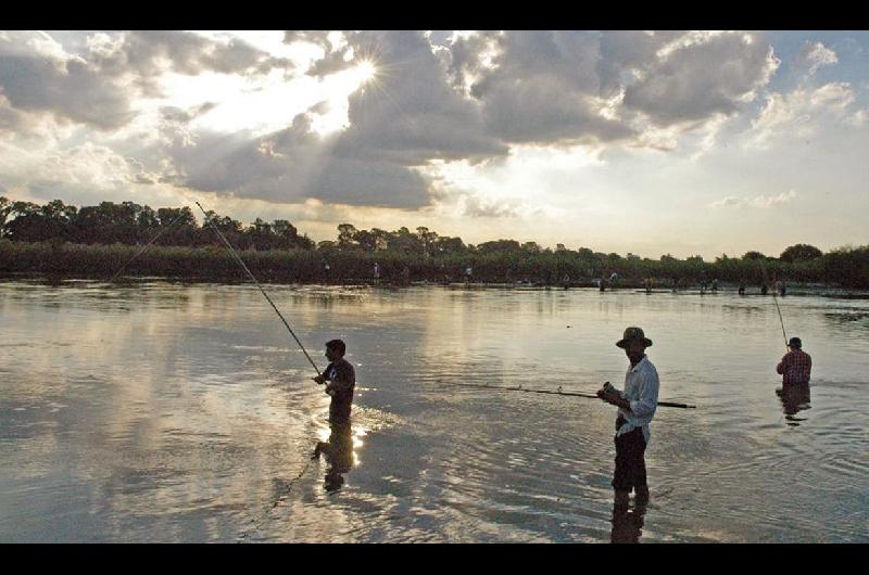 Se prorroga la veda total de pesca en Santiago- desde y hasta cuaacutendo