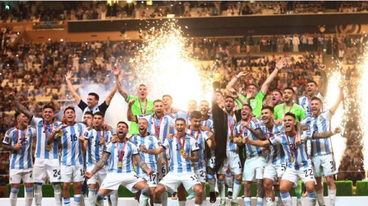 A un mes de Argentina campeoacuten del mundo el fuacutetbol es un deporte un poco maacutes justo