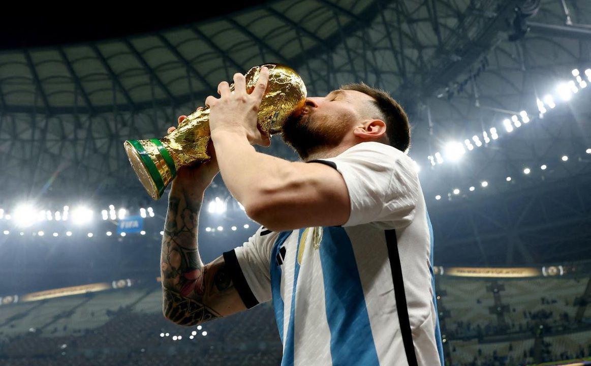 Lionel Messi elegido como mejor jugador del antildeo 2022 seguacuten The Guardian
