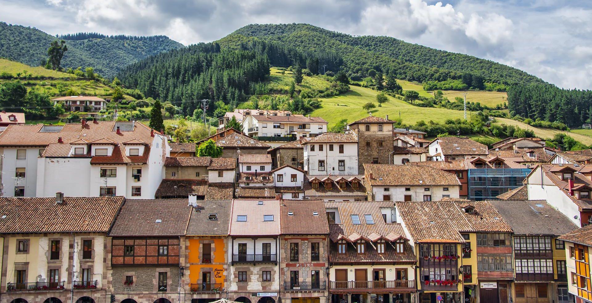 Emigrar a Espantildea- los 7 pueblitos maacutes baratos para comprar una propiedad con paisajes de ensuentildeo