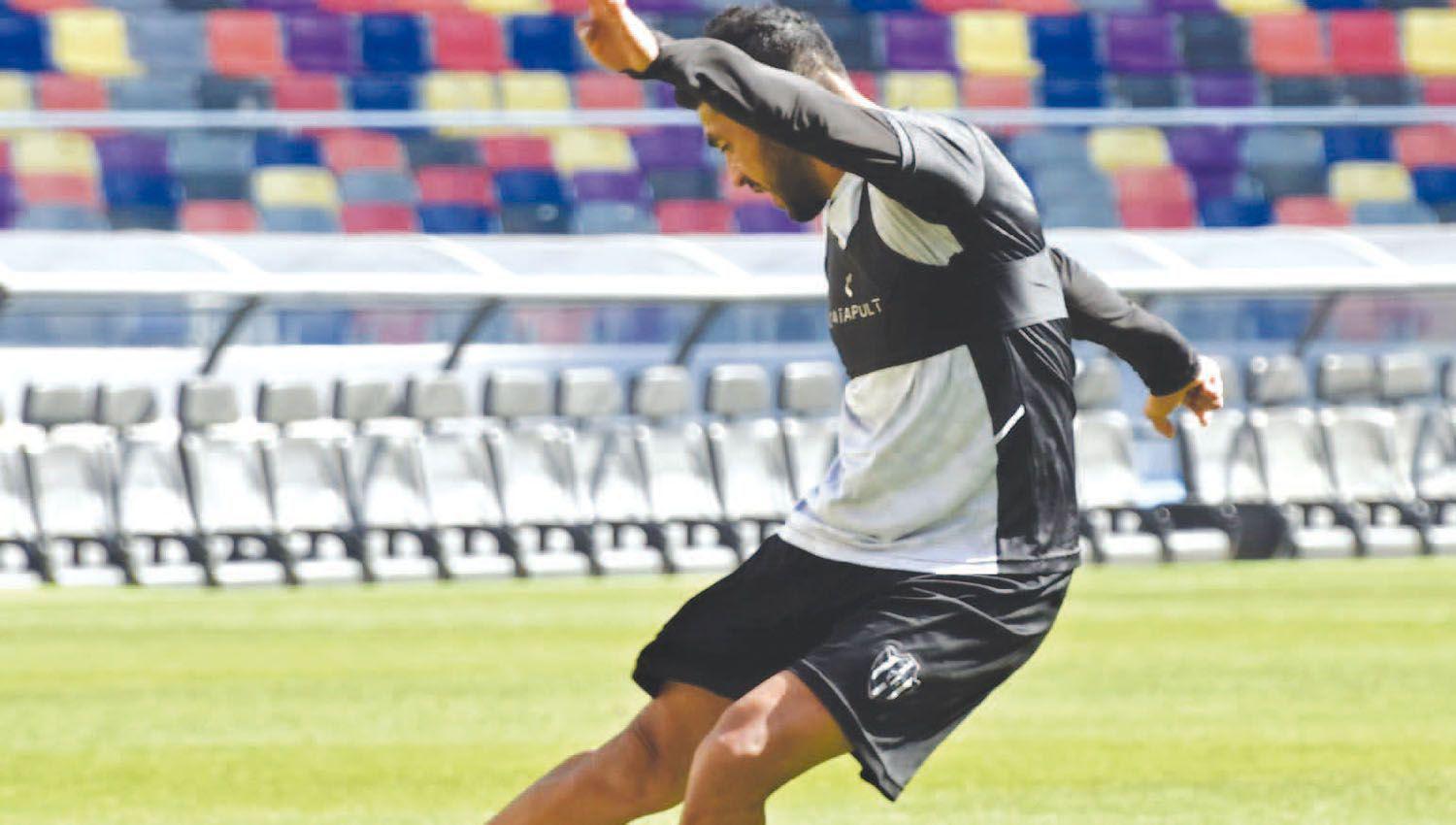 Soraire palpitoacute el duelo ante Boca- ldquoDefensivamente deja muchos espaciosrdquo