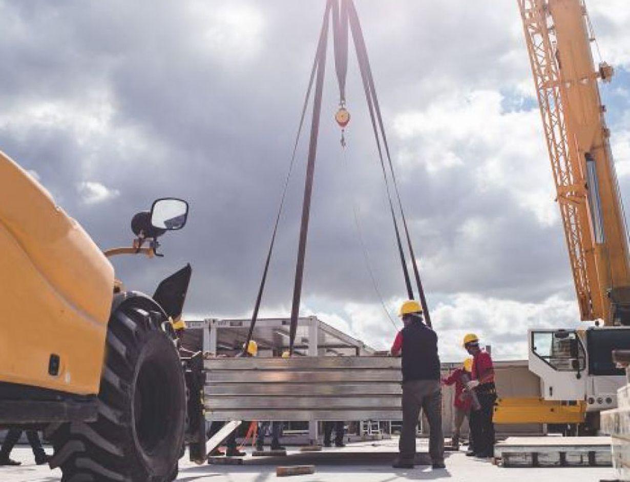 Advierten que la inversioacuten en Obra Puacuteblica cayoacute 75-en-porciento- contra enero del 2022