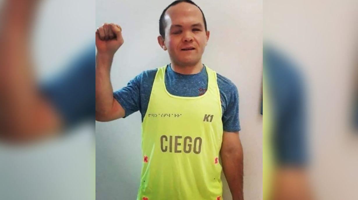 La solidaridad le tendioacute la mano al atleta no vidente e hipoacuacutesico Pablo Astelarra