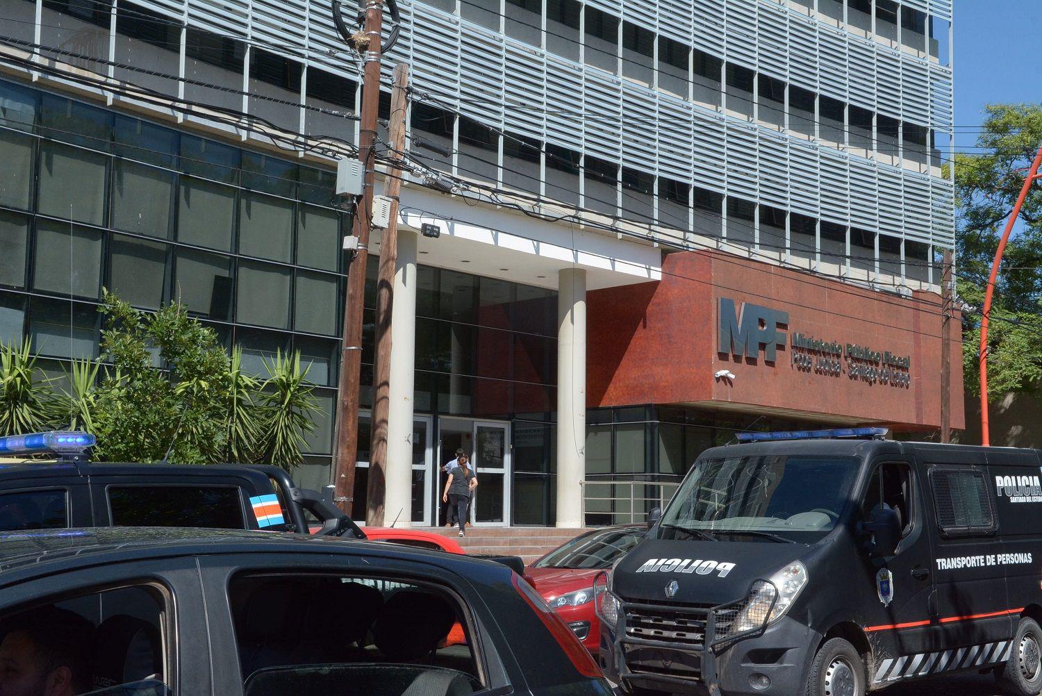 Se entregoacute el comerciante y su pareja acusados de abuso