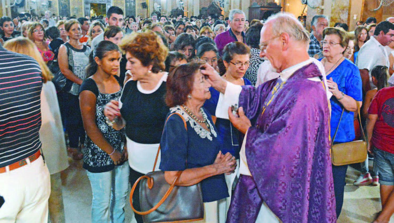 Con la celebracioacuten del Mieacutercoles de Cenizas la Iglesia Catoacutelica inicia el tiempo de Cuaresma