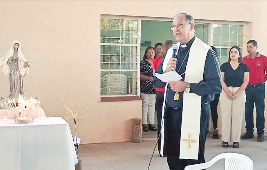 MENSAJE El obispo Corral dio la bendición y pidió vivir el año unidos