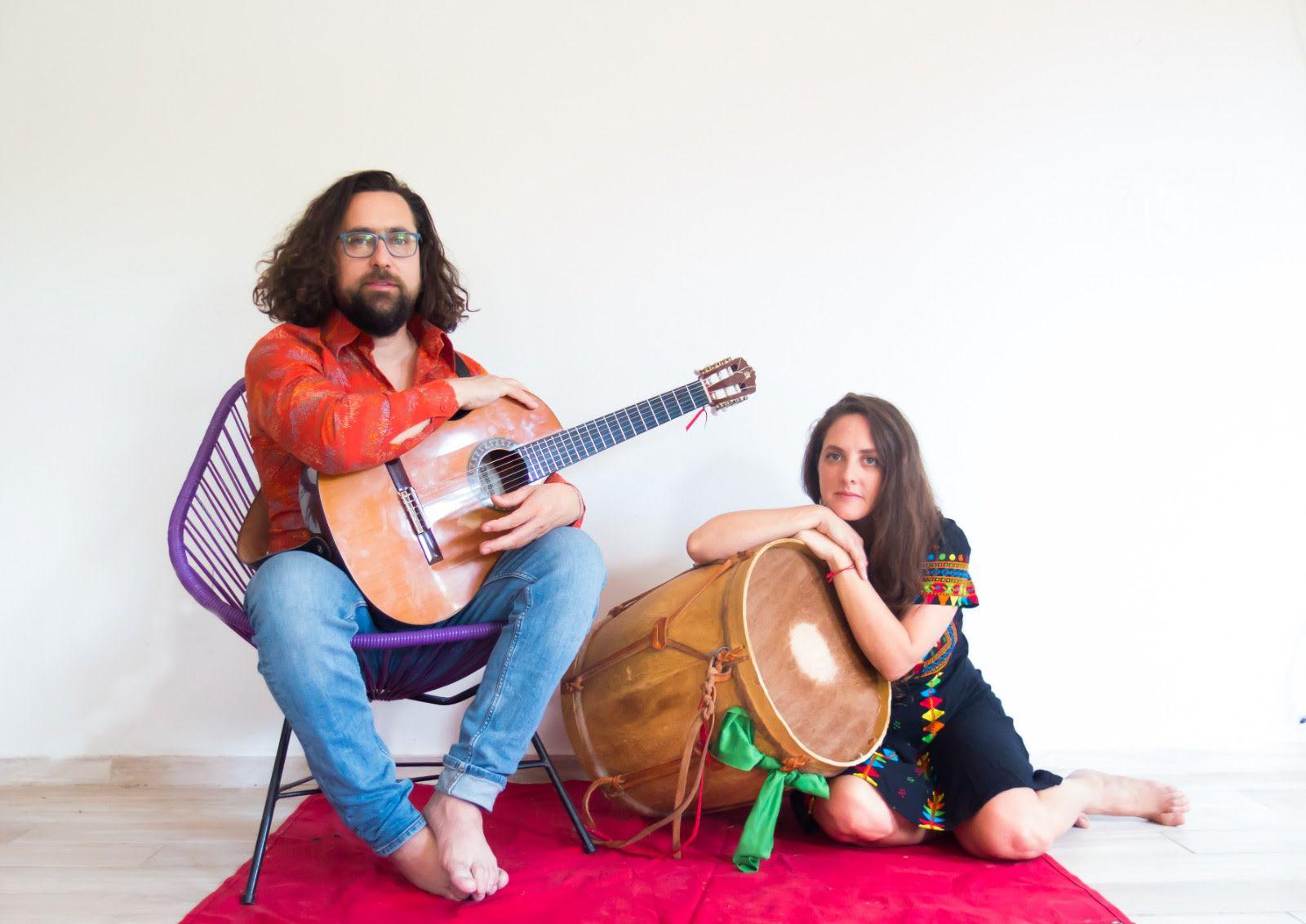 Duacuteo Turica-Doncel hace muacutesica de raiacutez folcloacuterica y sigue buscando dejar su huella