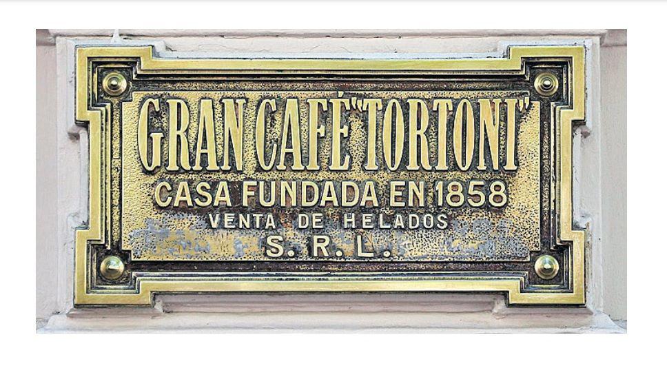 El ojo del arte- el Cafeacute Tortoni sobreviviente de la Belle eacutepoque argentina