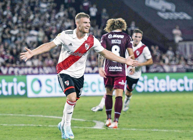 SENTENCIA Lucas Beltr�n entró y liquidó el partido con una linda definición River se llevó tres puntazos del Sur